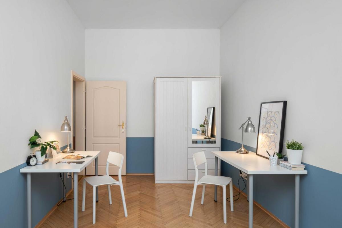 Letna Apartments Prag Exterior foto