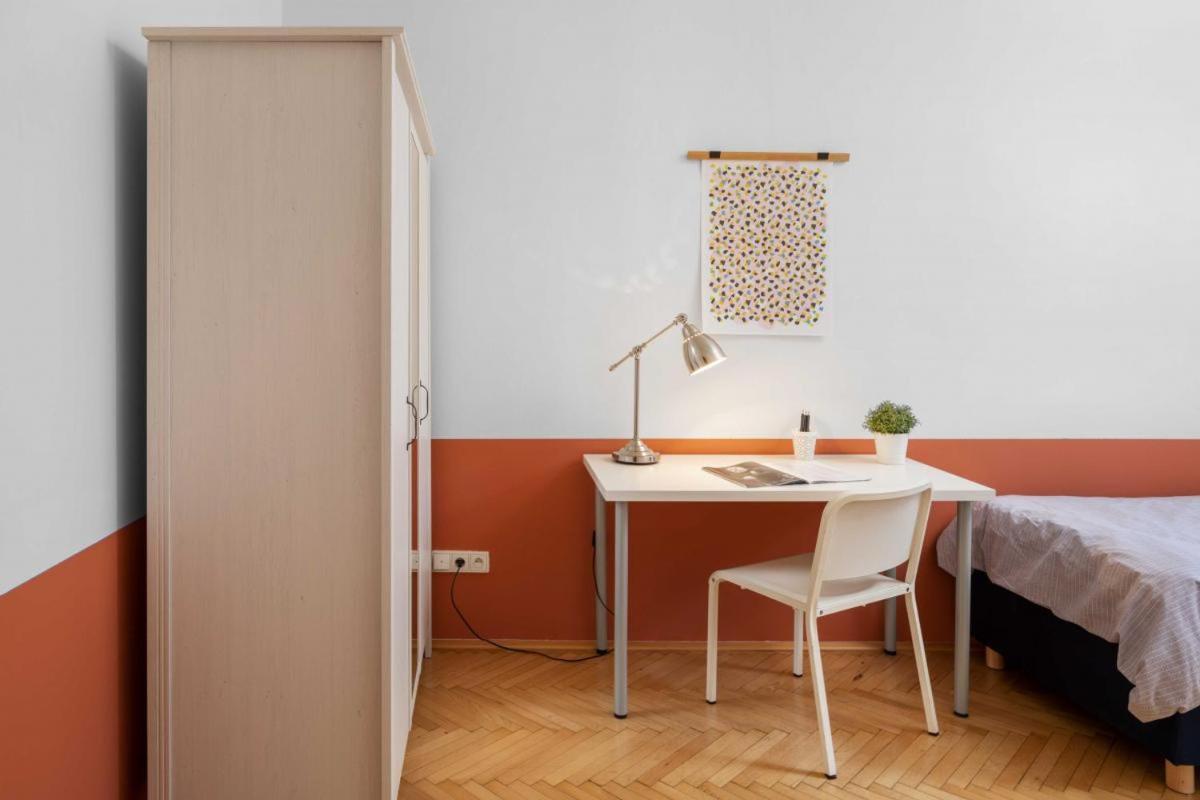 Letna Apartments Prag Exterior foto