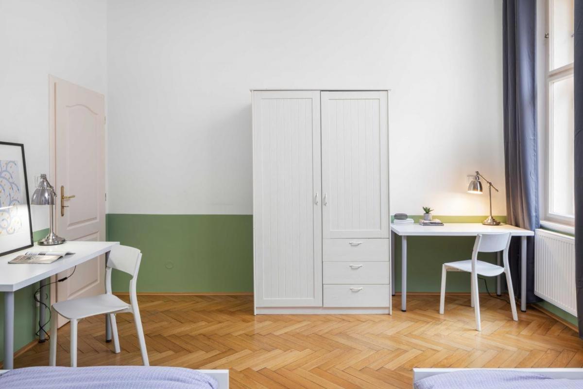 Letna Apartments Prag Exterior foto