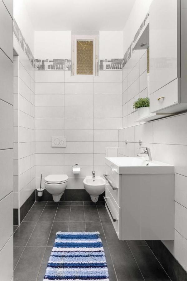 Letna Apartments Prag Exterior foto